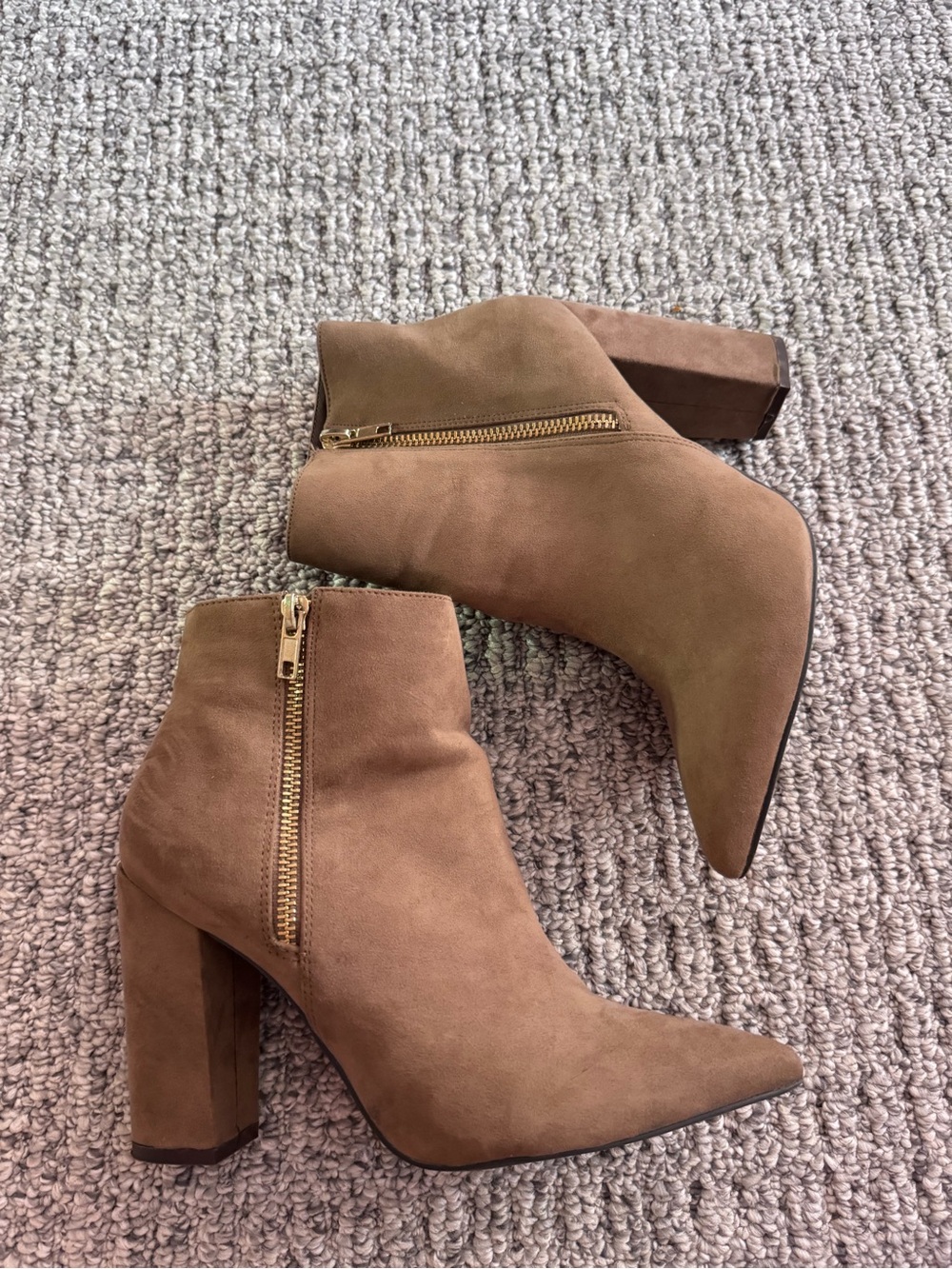 Women's Tan Suede Pointed Toe Block Heel Ankle Boots